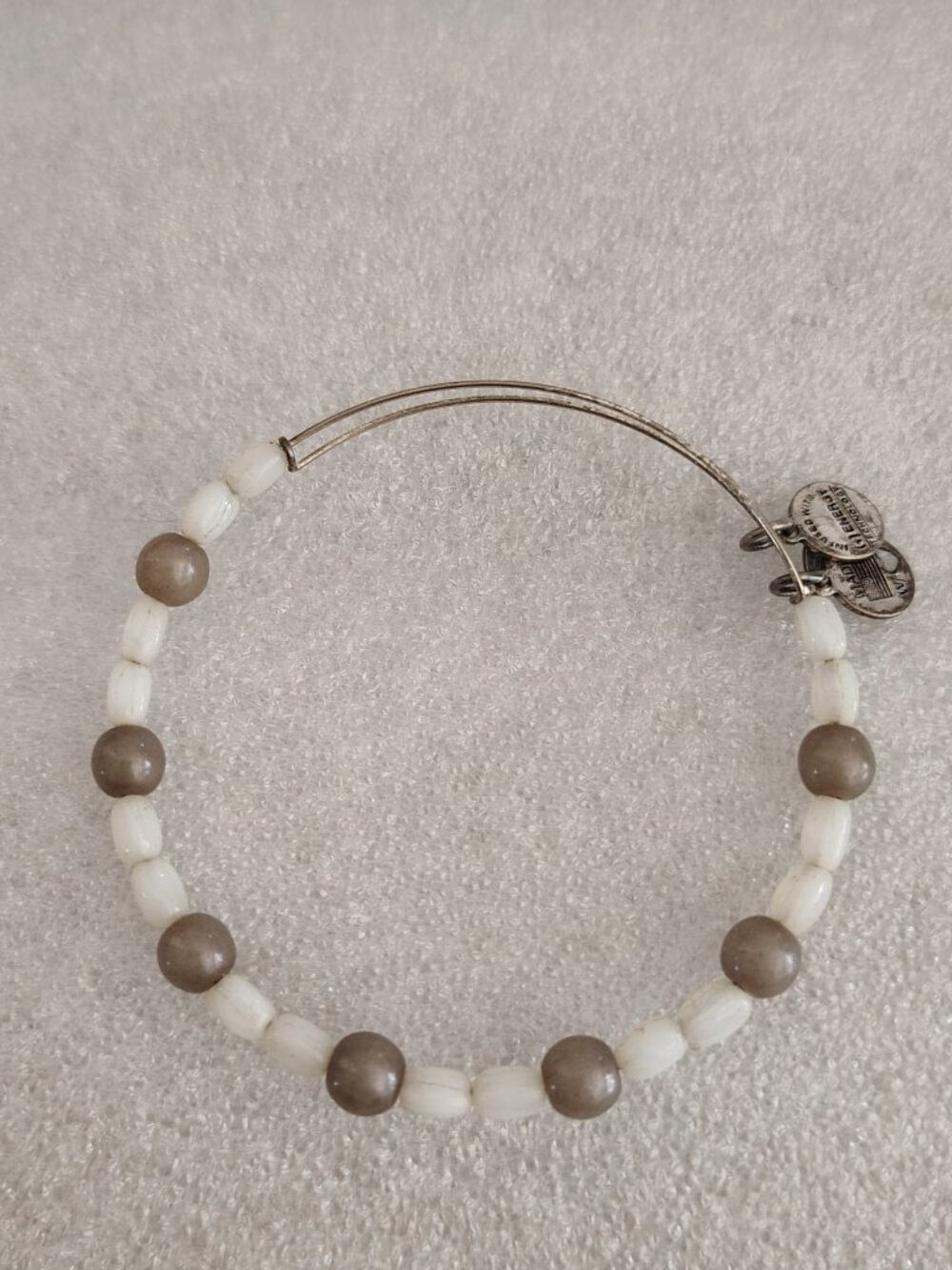 Alex and Ani White Beaded Silver Charm Bracelet Glass Beads Bangle